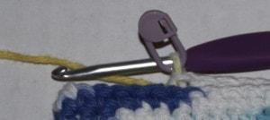 offset stitch marker crochet blue white yellow 