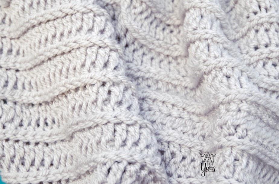 Knit-Look Crochet Cowl - FREE Crochet Patter by Yay For Yarn