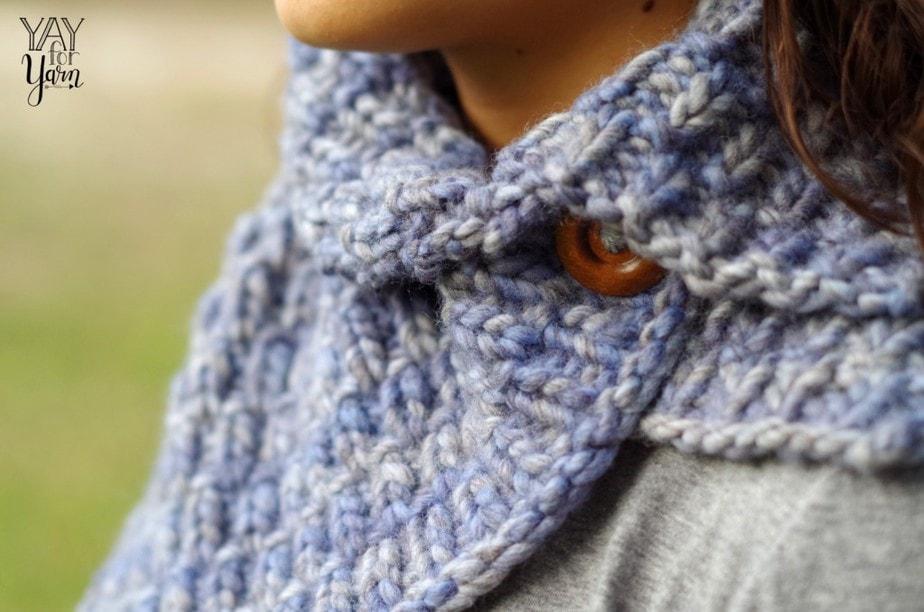 Easy warm women's cowl, knit in bulky weight yarn, super warm and cozy, spring winter fall fashion accessory