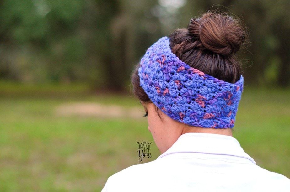 back view of twisted earwarmer headband free crochet pattern